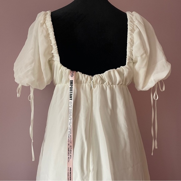 NEW! House of CB- Princess Ivory Georgette Mini Dress Size Small PLUS CUP - Picture 9 of 12